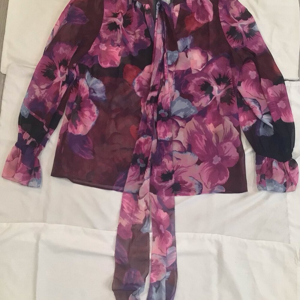 Women’s blouse - WHBM - New